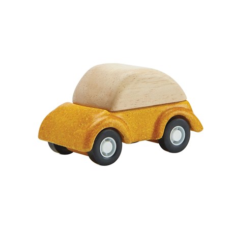 מכונית קטנה צהובה מעץ