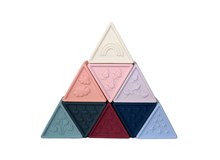 פירמידה מסיליקון צבעי אדמה
